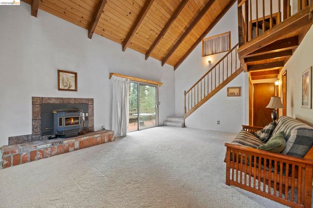 24103 Golf Links Dr, Mi Wuk Village, CA 95346