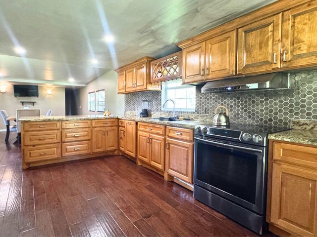 12828 State Highway 36 S, Caldwell, TX 77836
