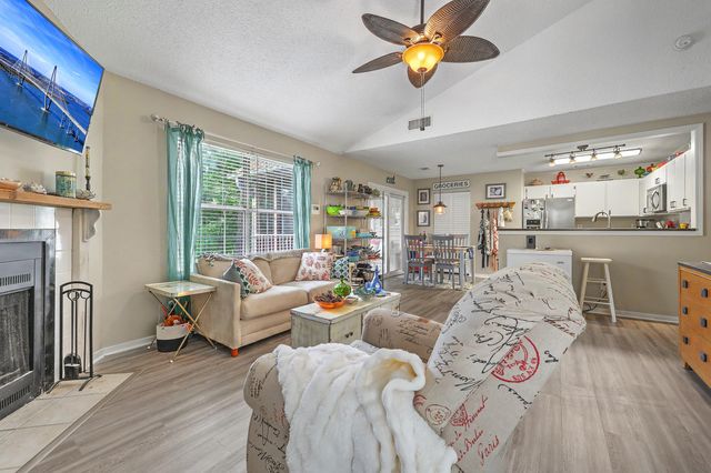 7910 Parklane Court Unit 505, North Charleston, SC 29418