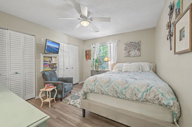 7910 Parklane Court Unit 505, North Charleston, SC 29418