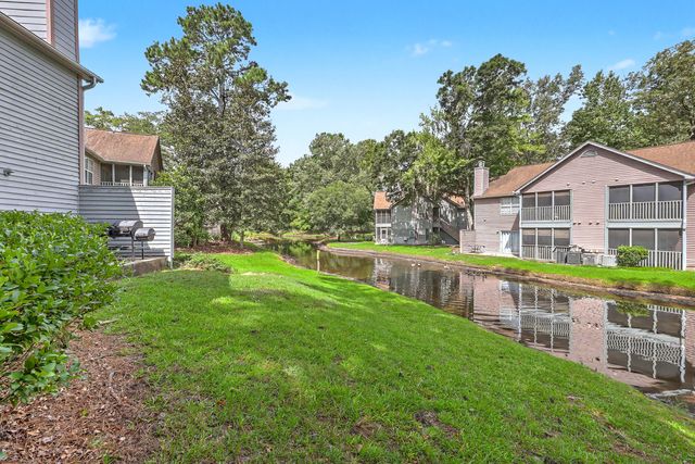 7910 Parklane Court Unit 505, North Charleston, SC 29418