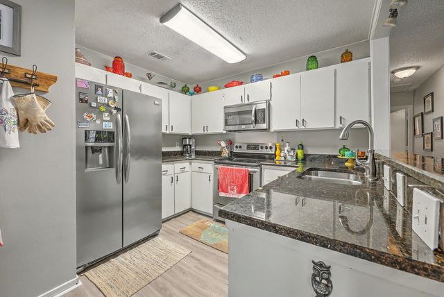 7910 Parklane Court Unit 505, North Charleston, SC 29418