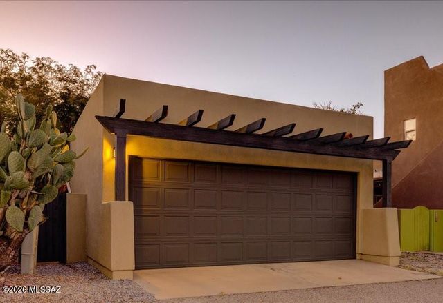 5271 S Morning Sky Lane, Tucson, AZ 85747