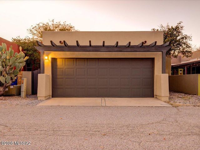 5271 S Morning Sky Lane, Tucson, AZ 85747
