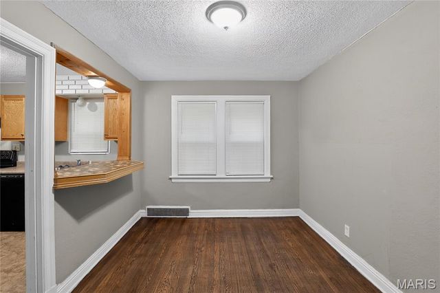 212 Thoroughman Avenue, St Louis, MO 63135