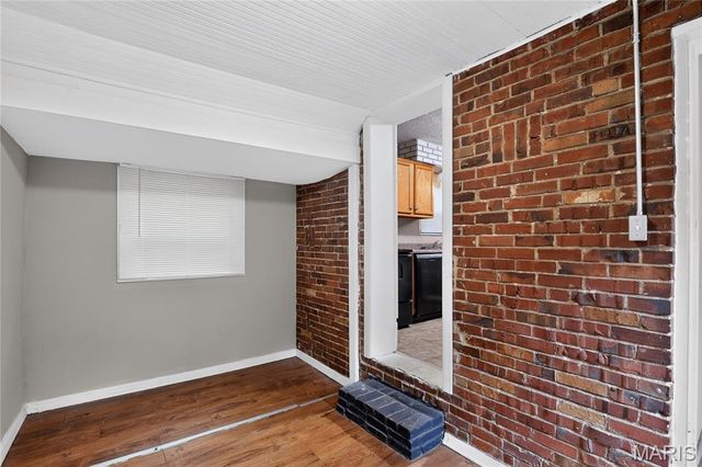 212 Thoroughman Avenue, St Louis, MO 63135