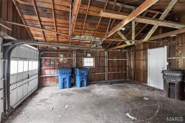 212 Thoroughman Avenue, St Louis, MO 63135