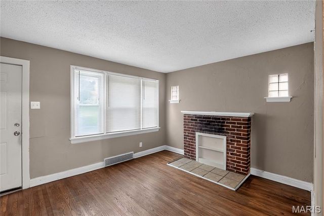 212 Thoroughman Avenue, St Louis, MO 63135