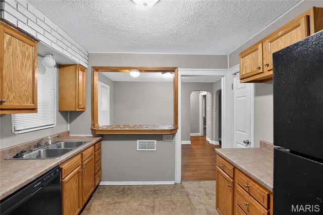 212 Thoroughman Avenue, St Louis, MO 63135