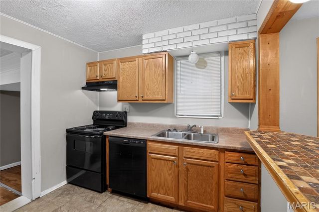 212 Thoroughman Avenue, St Louis, MO 63135