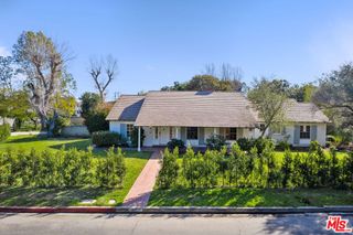 109 Homewood Road, Los Angeles, CA 90049