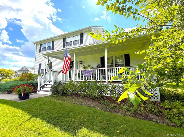 41 W Deer Trail, Pawling, NY 12564