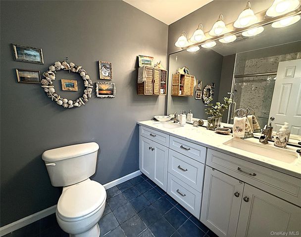 41 W Deer Trail, Pawling, NY 12564
