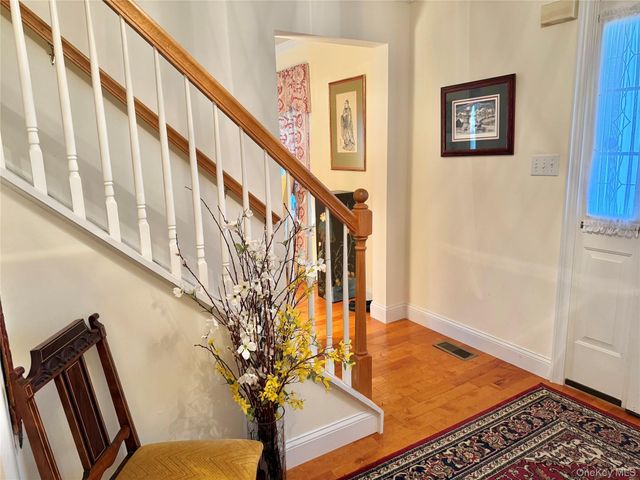 41 W Deer Trail, Pawling, NY 12564