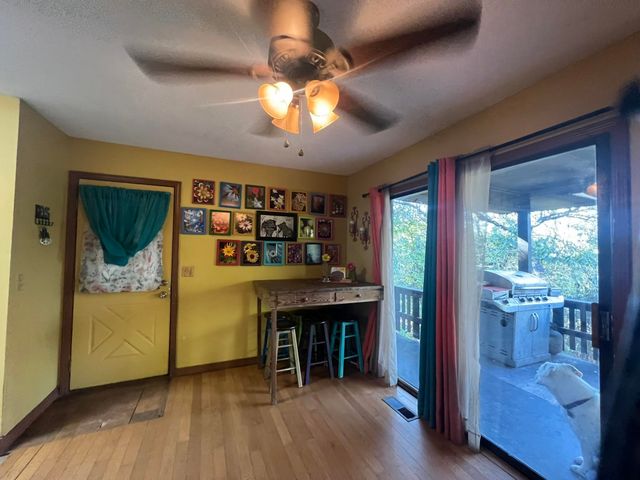 129 Wahoo Dr, Cherokee Village, AR 72529