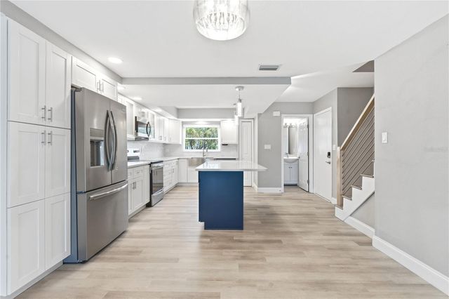 12482 CAPRI CIRCLE N 4, Treasure Island, FL 33706