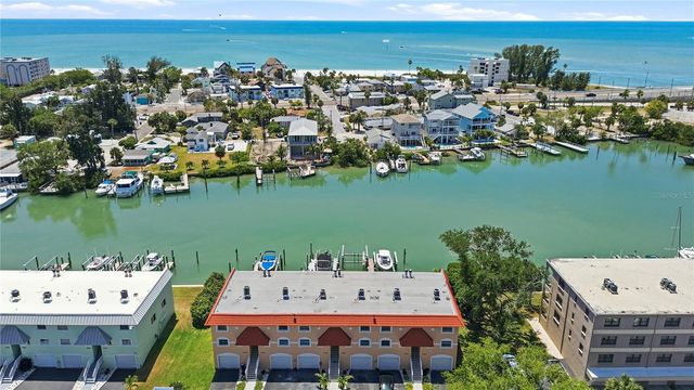 12482 CAPRI CIRCLE N 4, Treasure Island, FL 33706