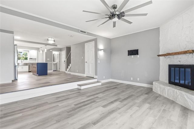 12482 CAPRI CIRCLE N 4, Treasure Island, FL 33706