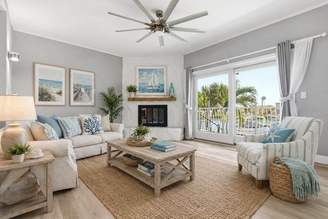 12482 CAPRI CIRCLE N 4, Treasure Island, FL 33706