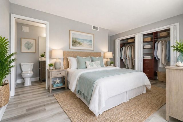 12482 CAPRI CIRCLE N 4, Treasure Island, FL 33706