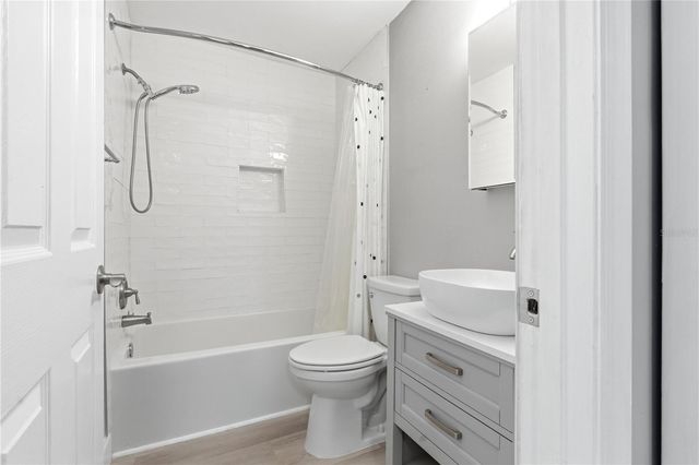 12482 CAPRI CIRCLE N 4, Treasure Island, FL 33706