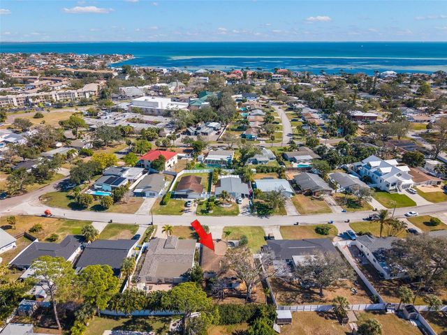 4426 HELENA STREET NE, St Petersburg, FL 33703