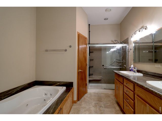 2033 River Glen Dr, Berthoud, CO 80513