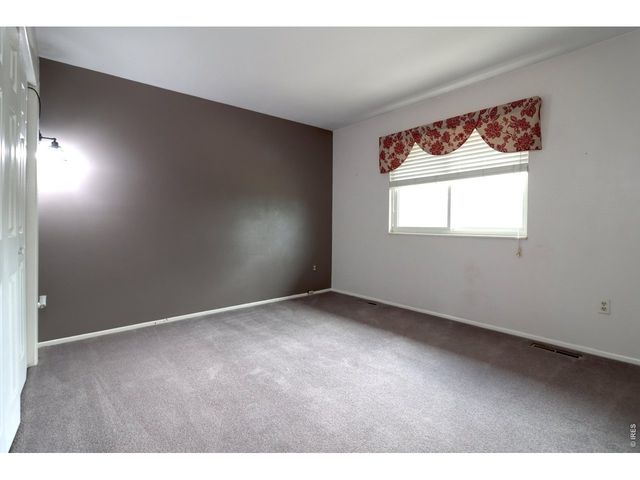 2033 River Glen Dr, Berthoud, CO 80513