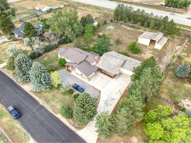 2033 River Glen Dr, Berthoud, CO 80513