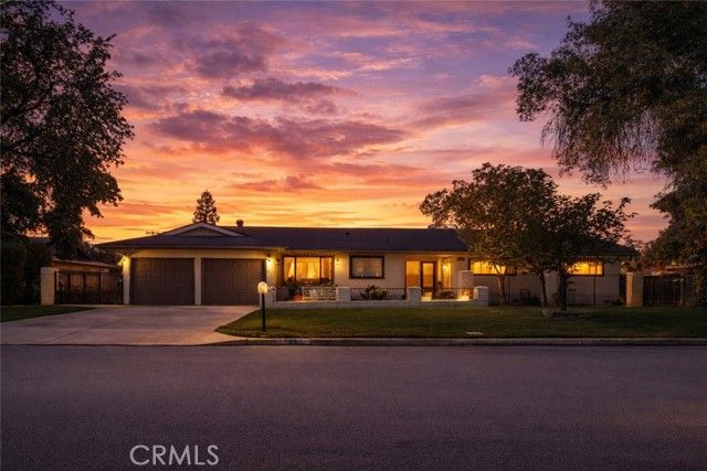 5739 N Pleasant, Fresno, CA 93711