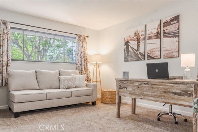 5739 N Pleasant, Fresno, CA 93711