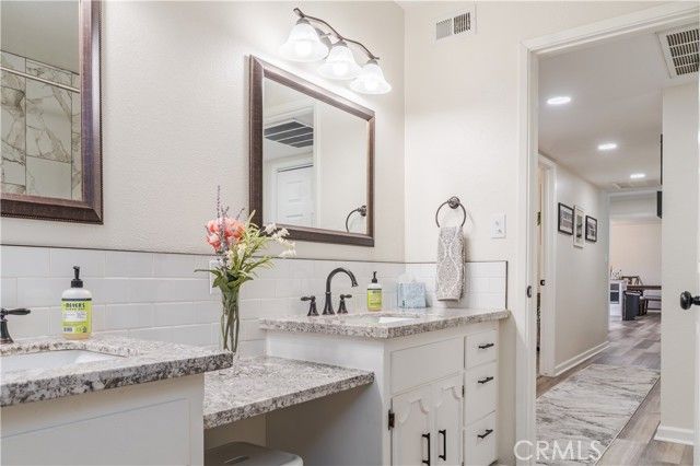 5739 N Pleasant, Fresno, CA 93711