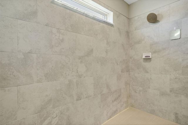 6814 VIA PERLOSO COURT, Tampa, FL 33625