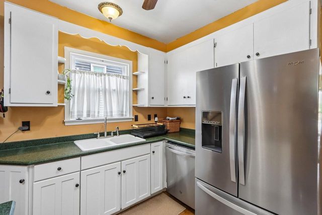 3866 E Armour AVENUE, Cudahy, WI 53110