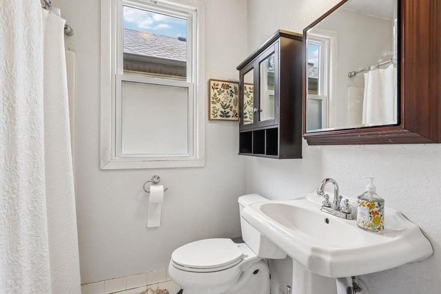3866 E Armour AVENUE, Cudahy, WI 53110