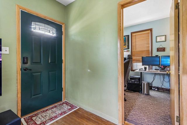 3866 E Armour AVENUE, Cudahy, WI 53110