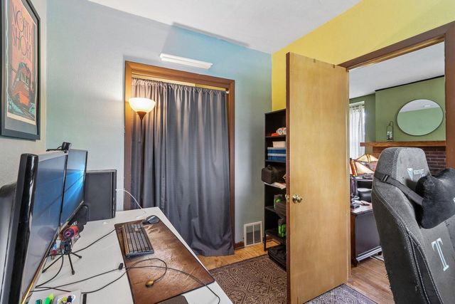 3866 E Armour AVENUE, Cudahy, WI 53110