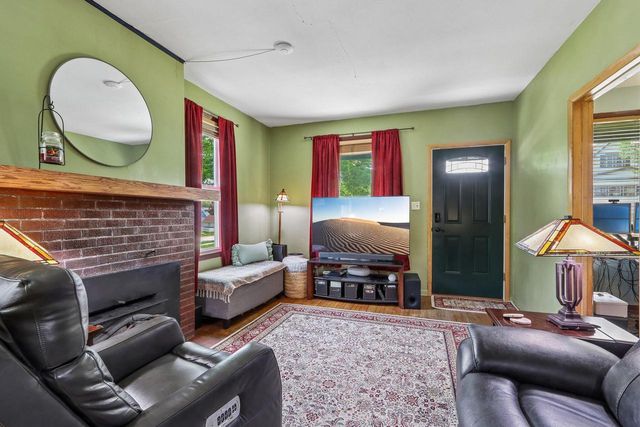 3866 E Armour AVENUE, Cudahy, WI 53110