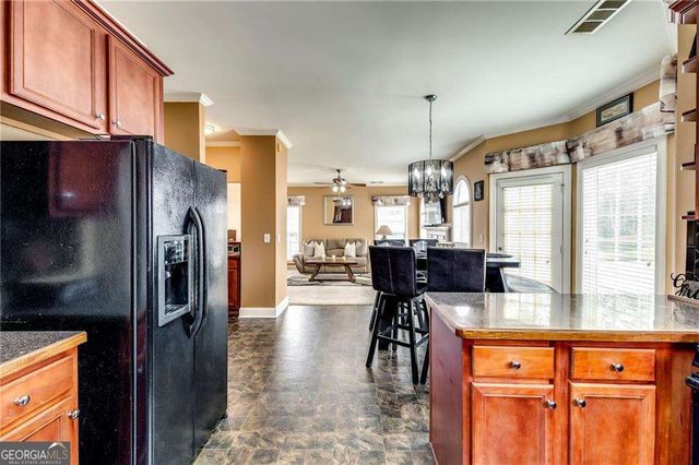 2860 Weatherstone Circle SE, Conyers, GA 30094