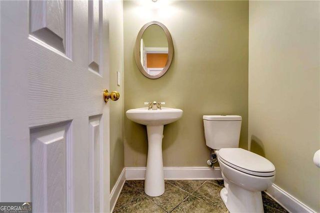 2860 Weatherstone Circle SE, Conyers, GA 30094