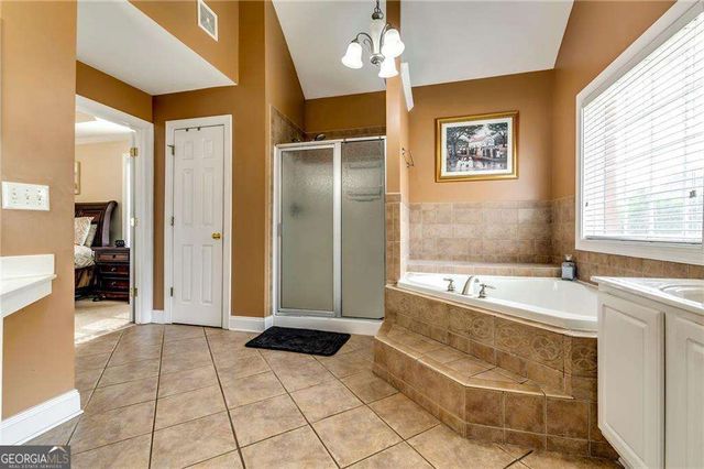 2860 Weatherstone Circle SE, Conyers, GA 30094