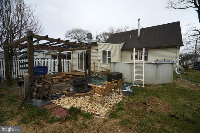 2113 PENNSYLVANIA AVE, Croydon, PA 19021