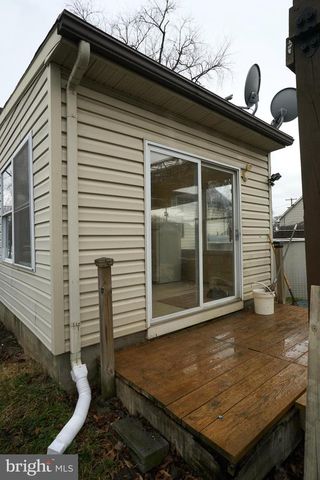 2113 PENNSYLVANIA AVE, Croydon, PA 19021