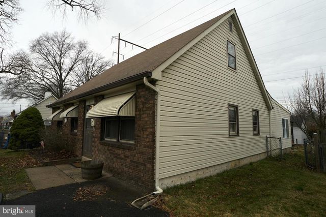 2113 PENNSYLVANIA AVE, Croydon, PA 19021