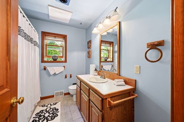 16 Old Long Plain Rd, Leverett, MA 01054