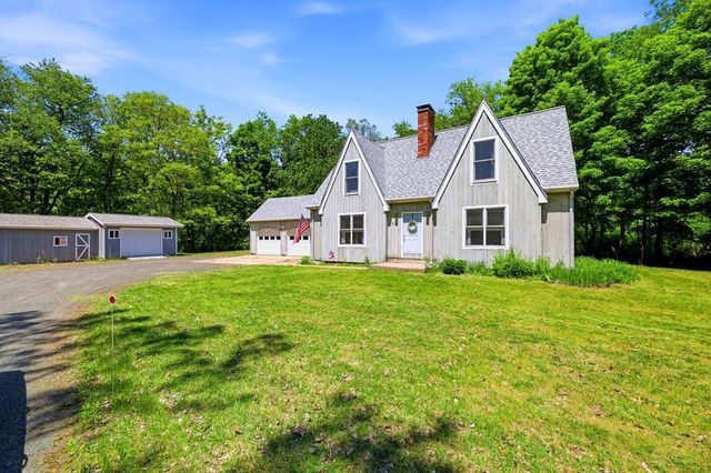 16 Old Long Plain Rd, Leverett, MA 01054