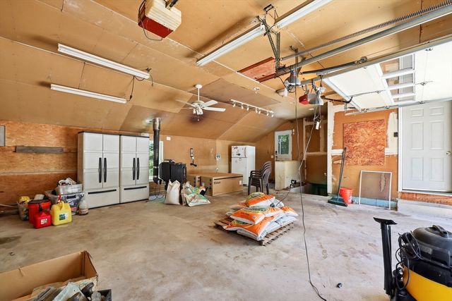 16 Old Long Plain Rd, Leverett, MA 01054
