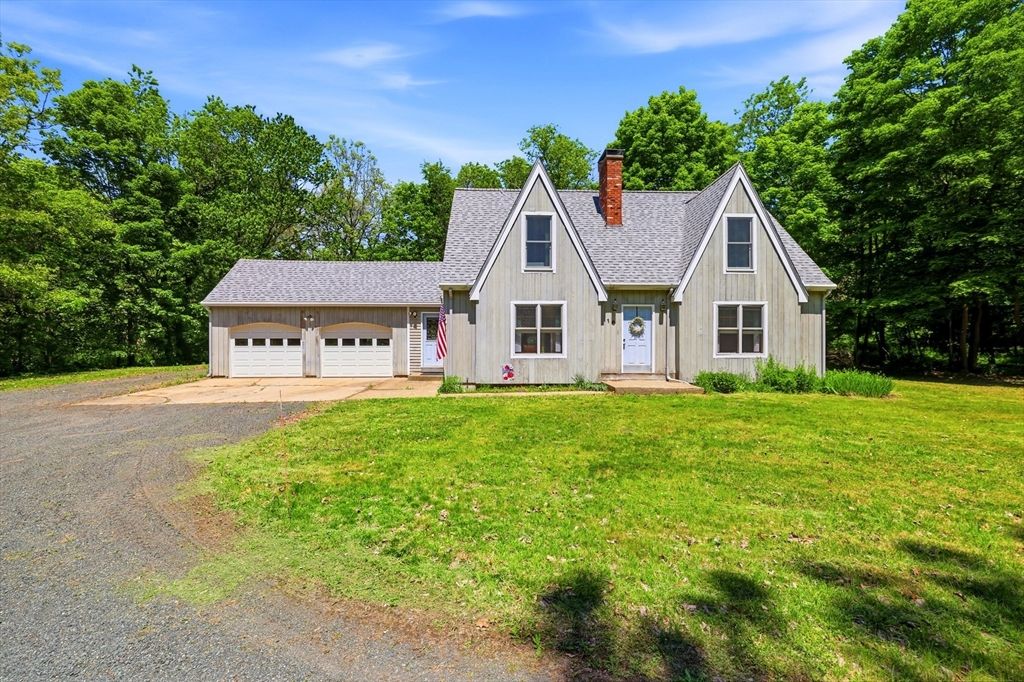 16 Old Long Plain Rd, Leverett, MA 01054