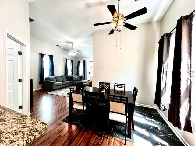 1197 MISTY ISLE DR, Memphis, TN 38103