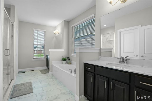 104 Long Pass Court, Lake St Louis, MO 63367